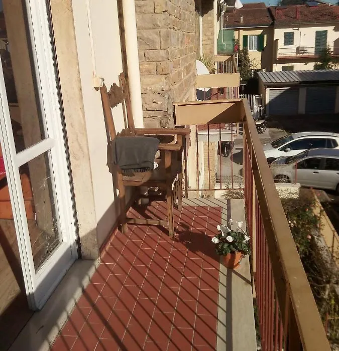 Pippo House Scandicci-1